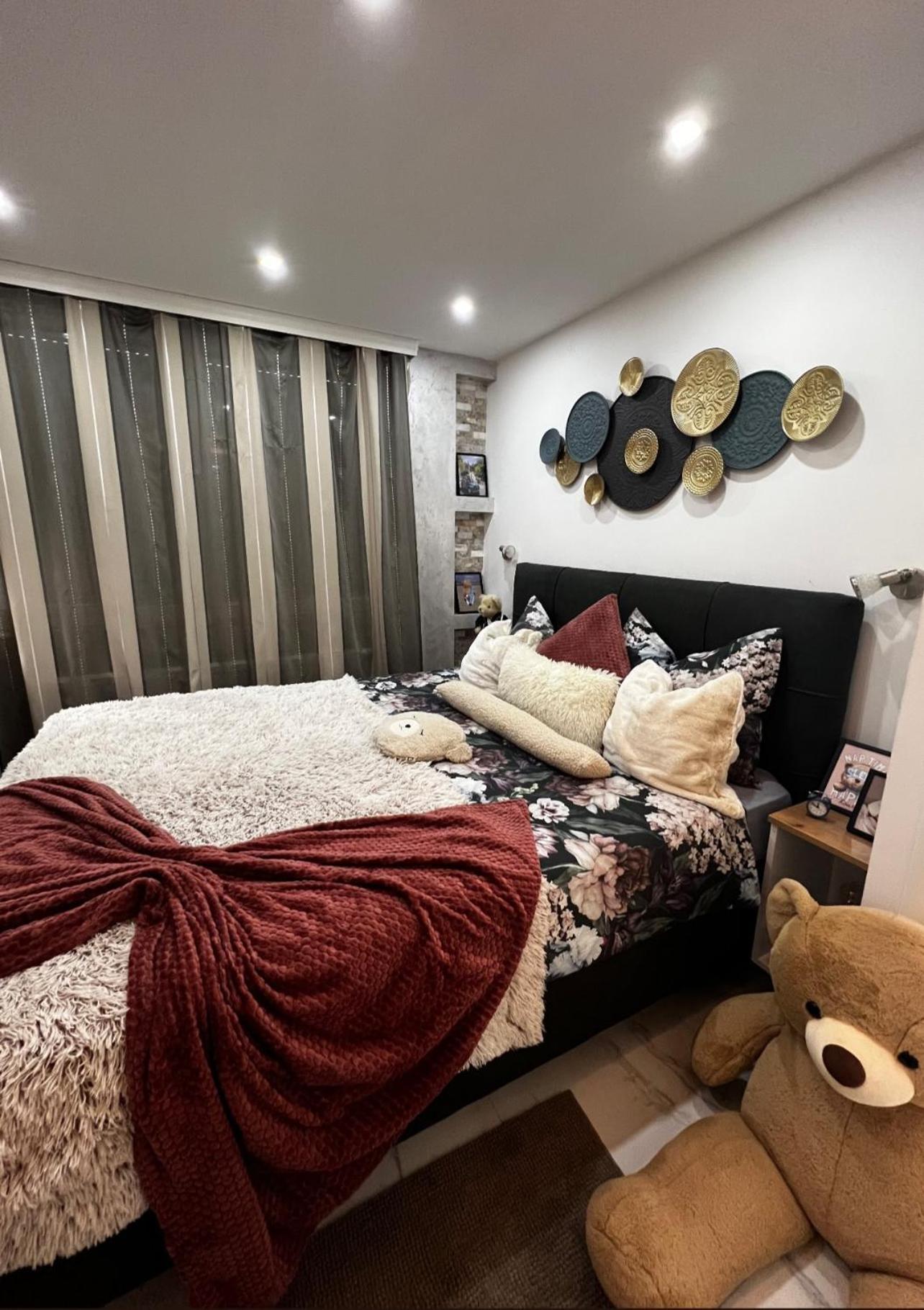 Apartment Teddy Bear Jacuzzi *